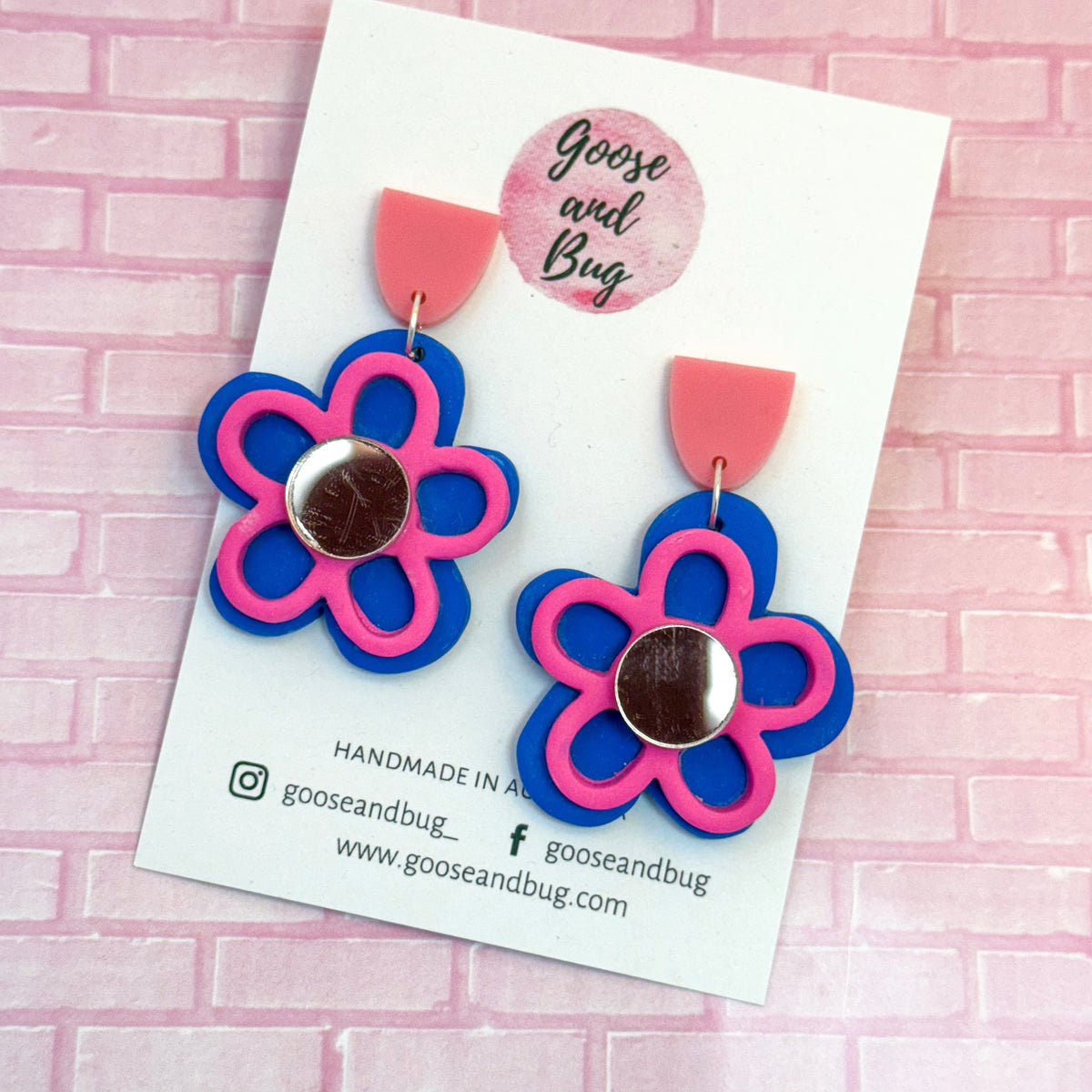 Group Chat – Goose and Bug